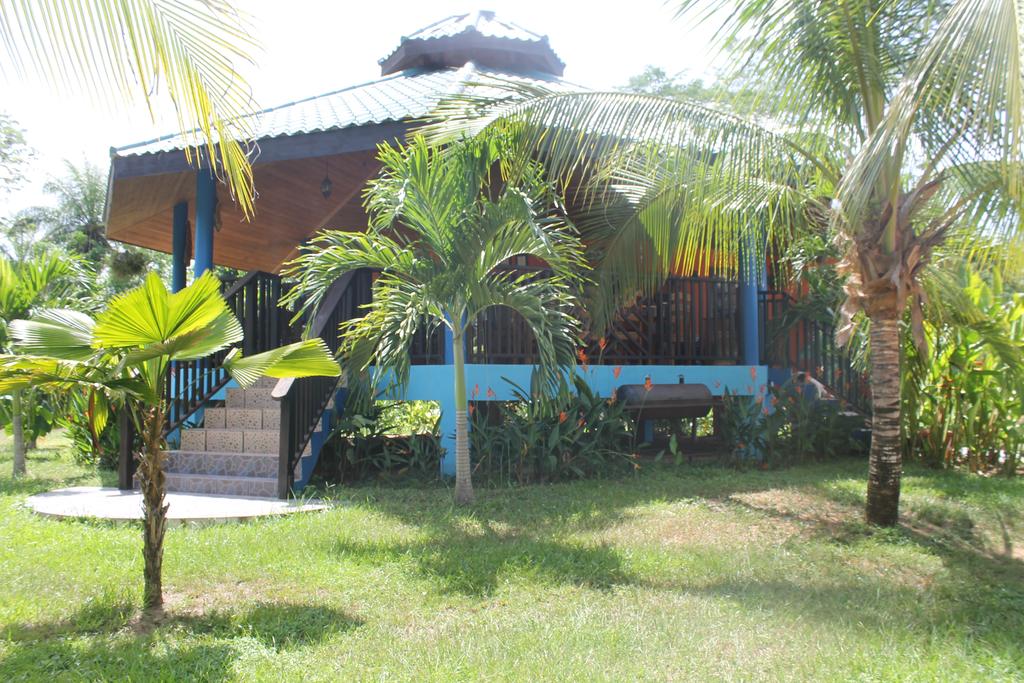 Ecolodges Inn the Bush