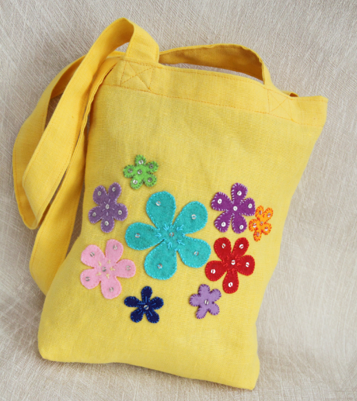 Learning about ocean plastic pollution - DIY kids tote bag