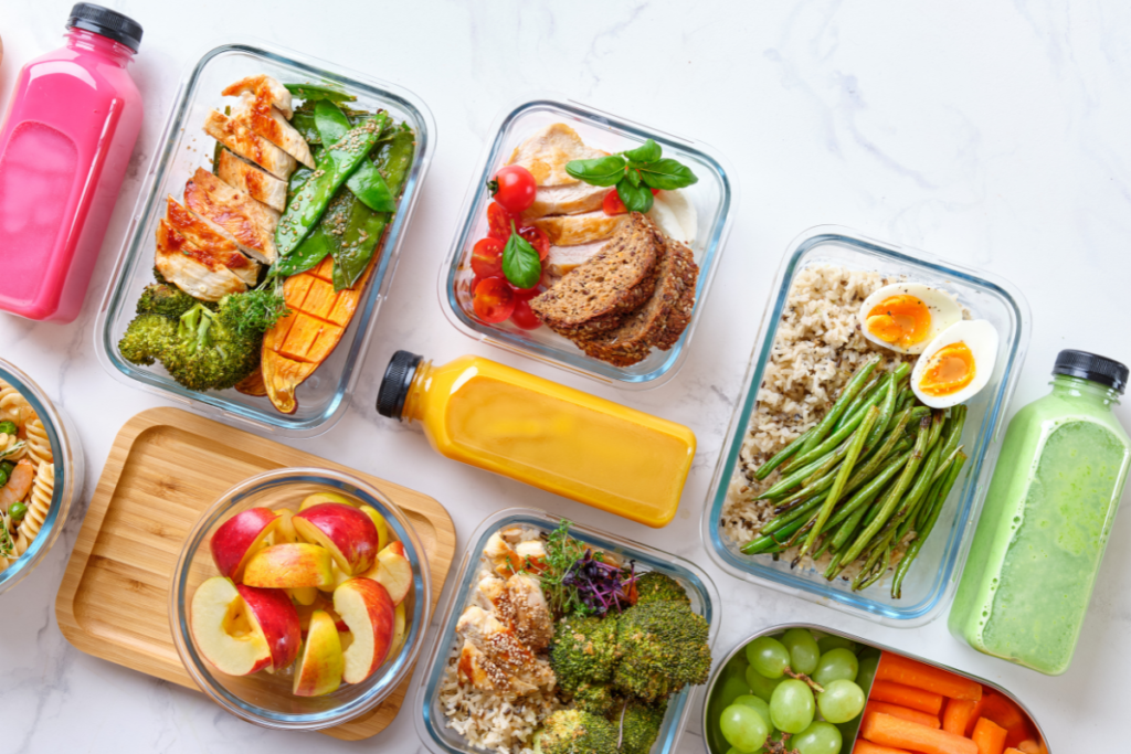 Healthy Lunches in glass lunch boxes