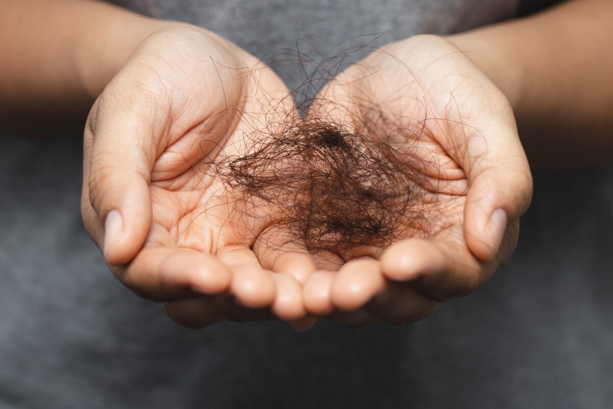 Old hair recycling- hands 2