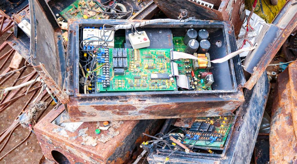 copper recycling electronic devices
