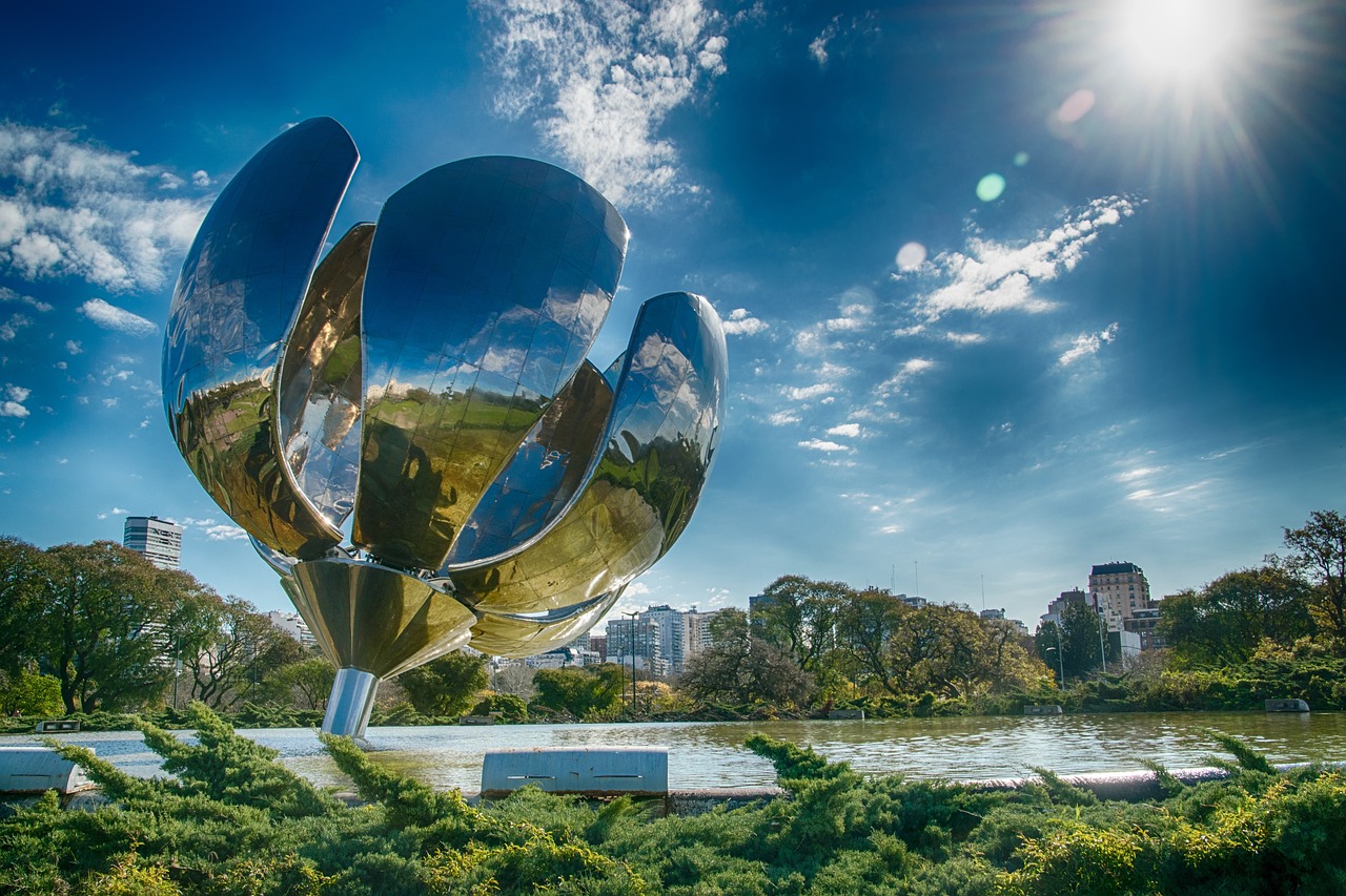 Floralis Generica